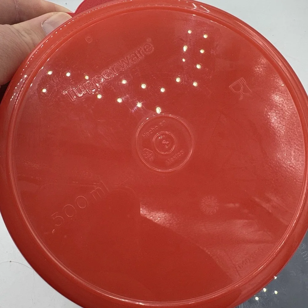 Tupperware Bowls Big Wonders 2 Cup Cereal 1 Red 2 Clear w Seal Lids Lot of 3